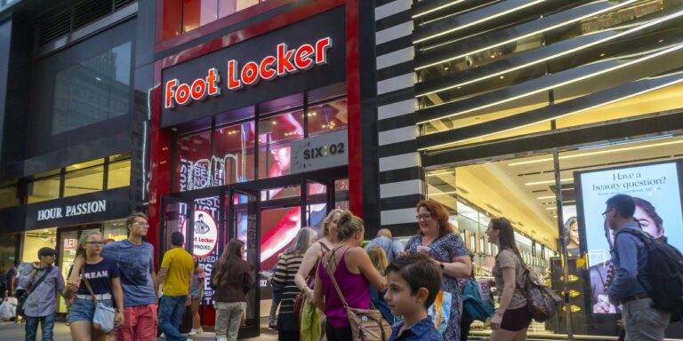 Vídeo de Compras: Foot Locker Investe em Móveis de Vídeo Plataforma de Comércio Ntwrk