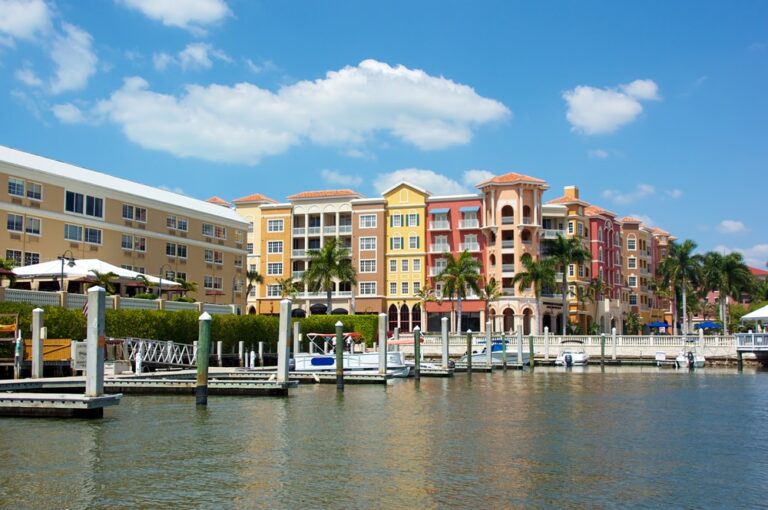 Live Shopping: 15 Best Places to Live in Florida - Live Commerce Brasil